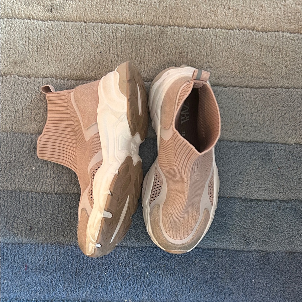 Zara  pink Kids Slip-On sock Sneakers